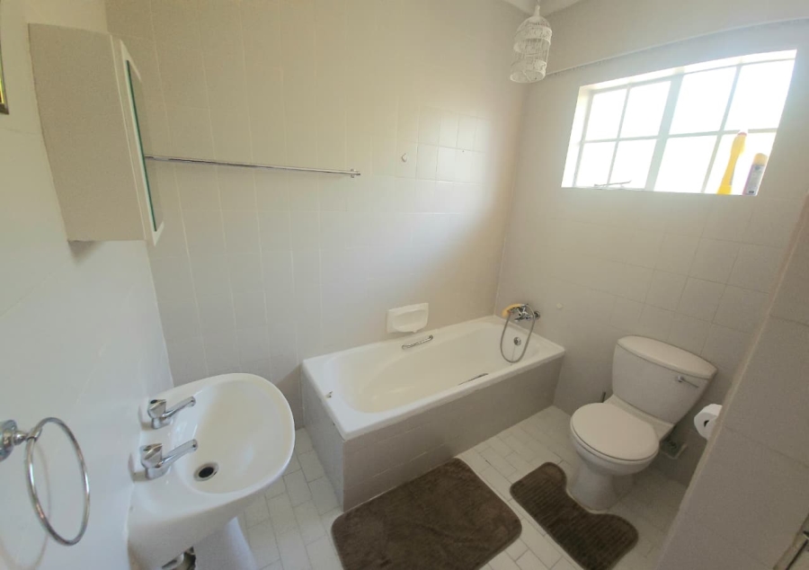 3 Bedroom Property for Sale in Newcastle KwaZulu-Natal