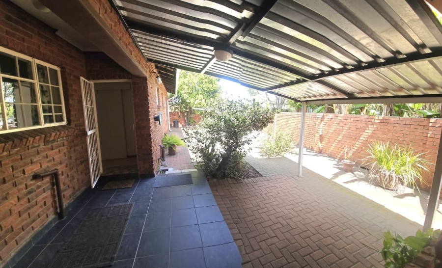 3 Bedroom Property for Sale in Newcastle KwaZulu-Natal