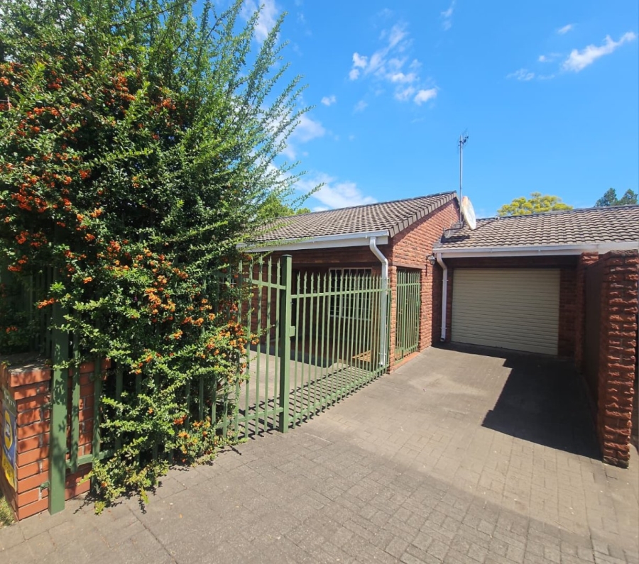 3 Bedroom Property for Sale in Newcastle KwaZulu-Natal