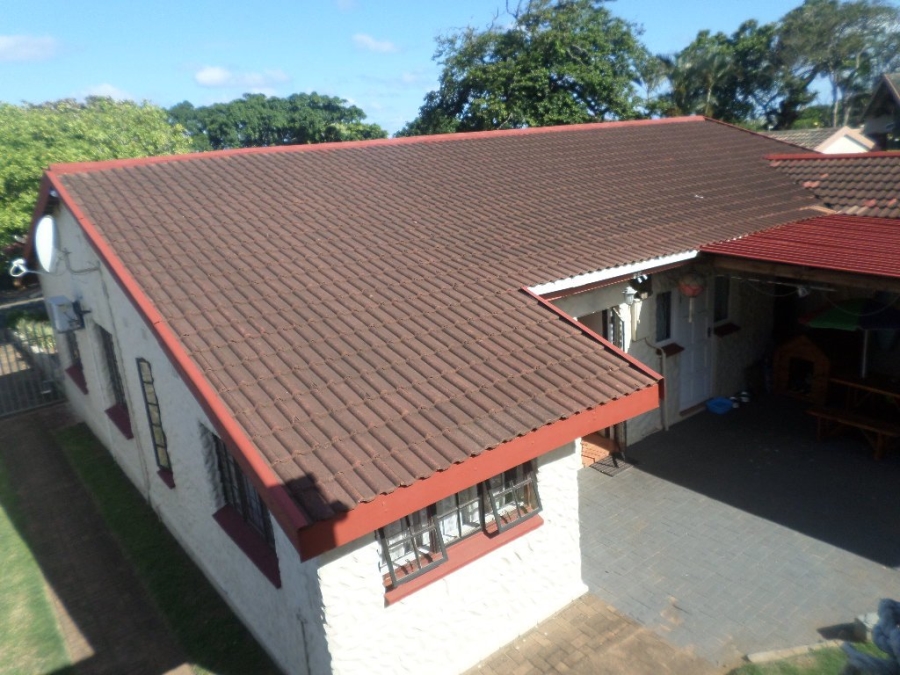 5 Bedroom Property for Sale in Beacon Rocks KwaZulu-Natal