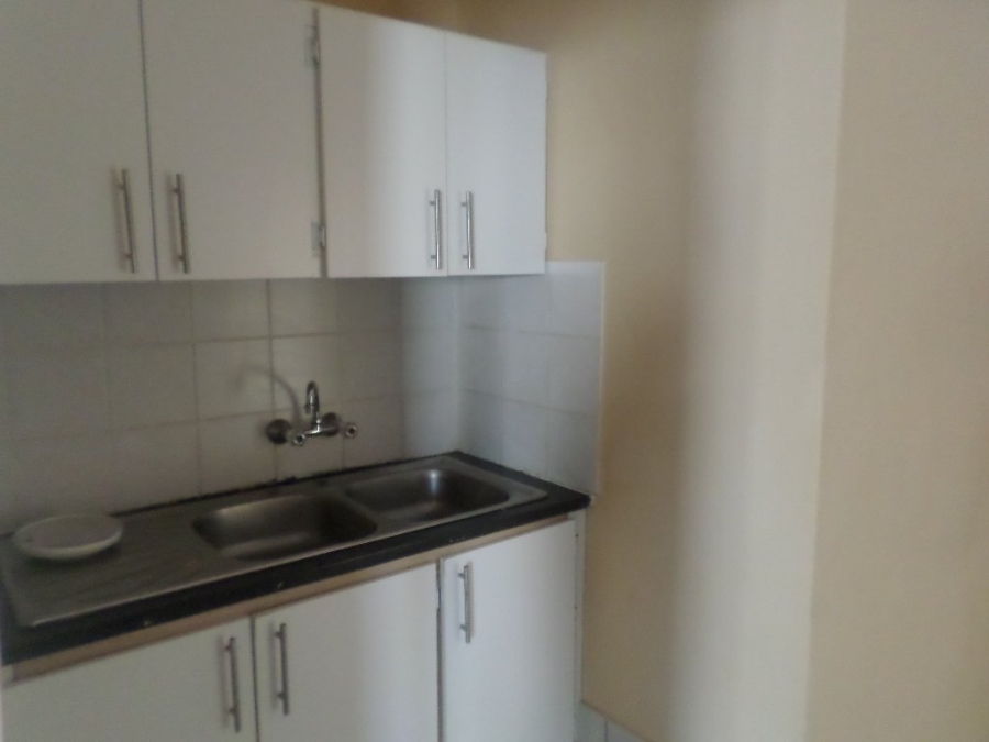 5 Bedroom Property for Sale in Beacon Rocks KwaZulu-Natal