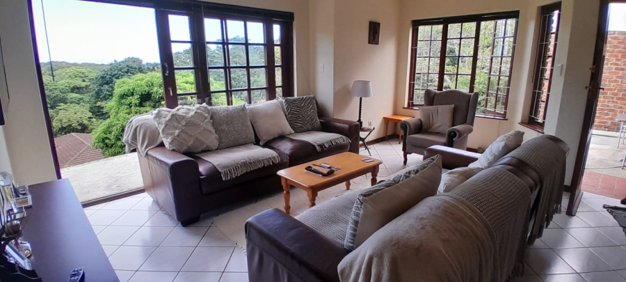 2 Bedroom Property for Sale in Umtentweni KwaZulu-Natal