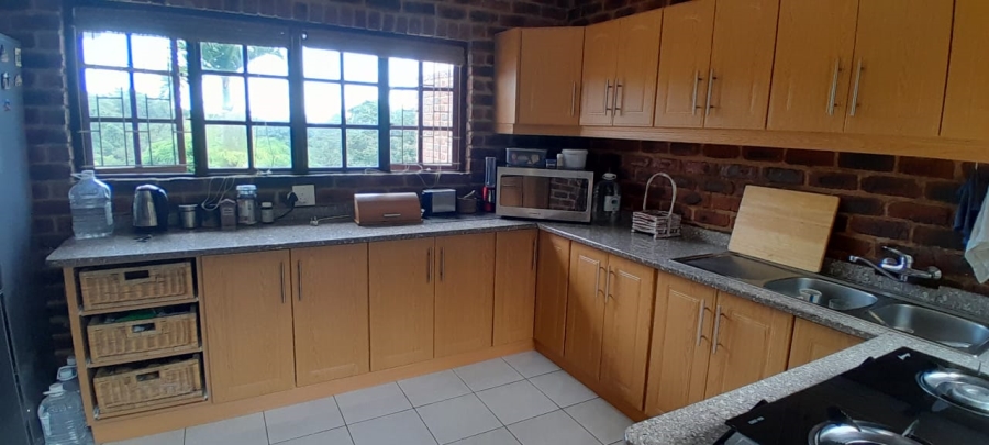 2 Bedroom Property for Sale in Umtentweni KwaZulu-Natal