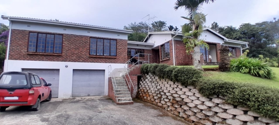2 Bedroom Property for Sale in Umtentweni KwaZulu-Natal