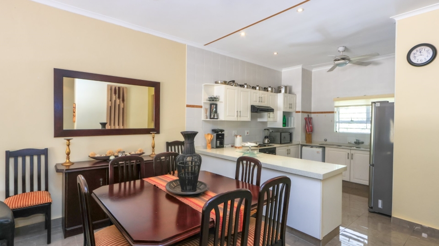 To Let 4 Bedroom Property for Rent in Willard Beach KwaZulu-Natal