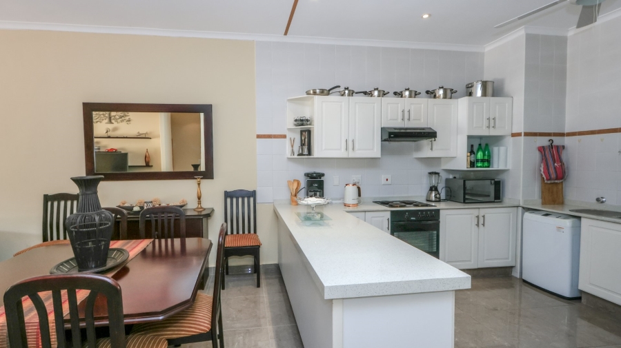To Let 4 Bedroom Property for Rent in Willard Beach KwaZulu-Natal