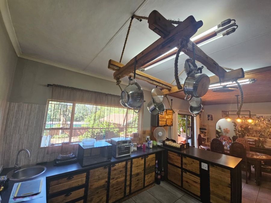 4 Bedroom Property for Sale in Sunnyridge KwaZulu-Natal