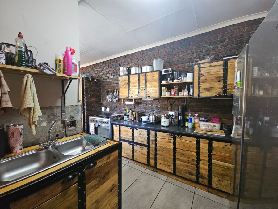 4 Bedroom Property for Sale in Sunnyridge KwaZulu-Natal