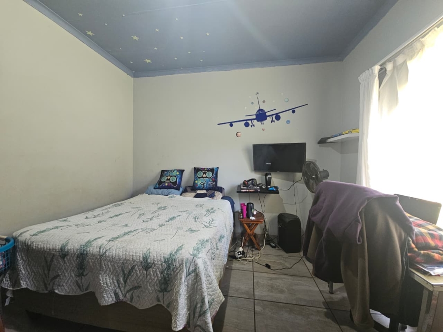 4 Bedroom Property for Sale in Sunnyridge KwaZulu-Natal