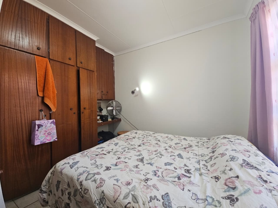 4 Bedroom Property for Sale in Sunnyridge KwaZulu-Natal