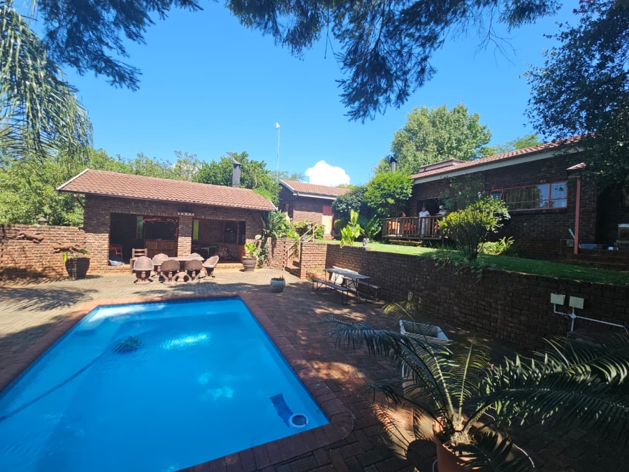 4 Bedroom Property for Sale in Sunnyridge KwaZulu-Natal
