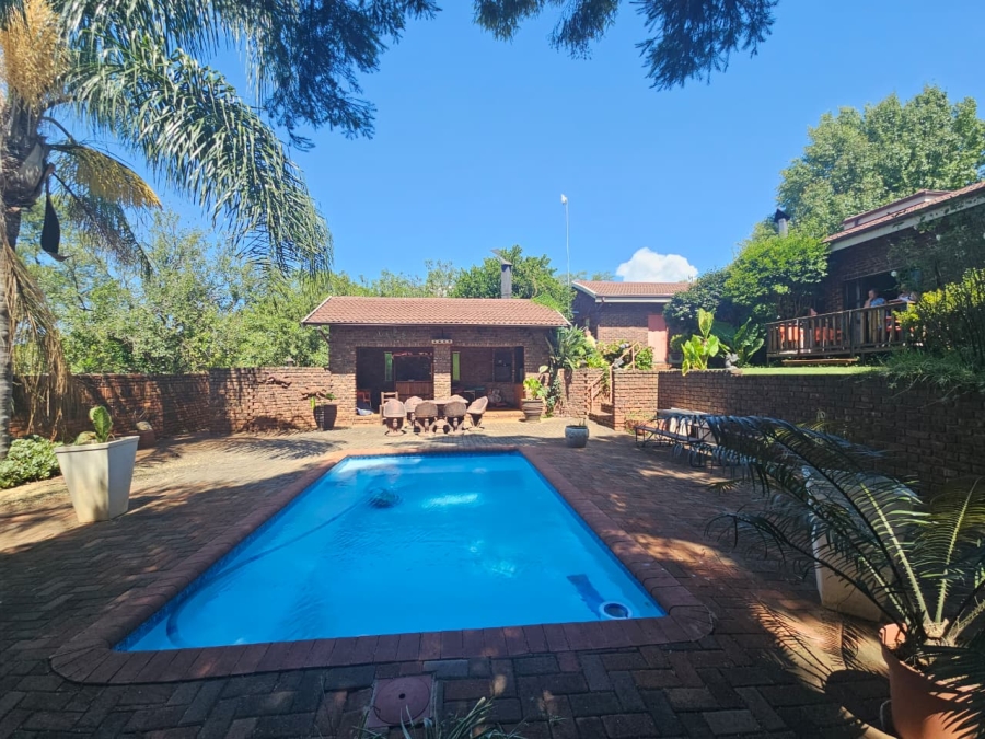 4 Bedroom Property for Sale in Sunnyridge KwaZulu-Natal