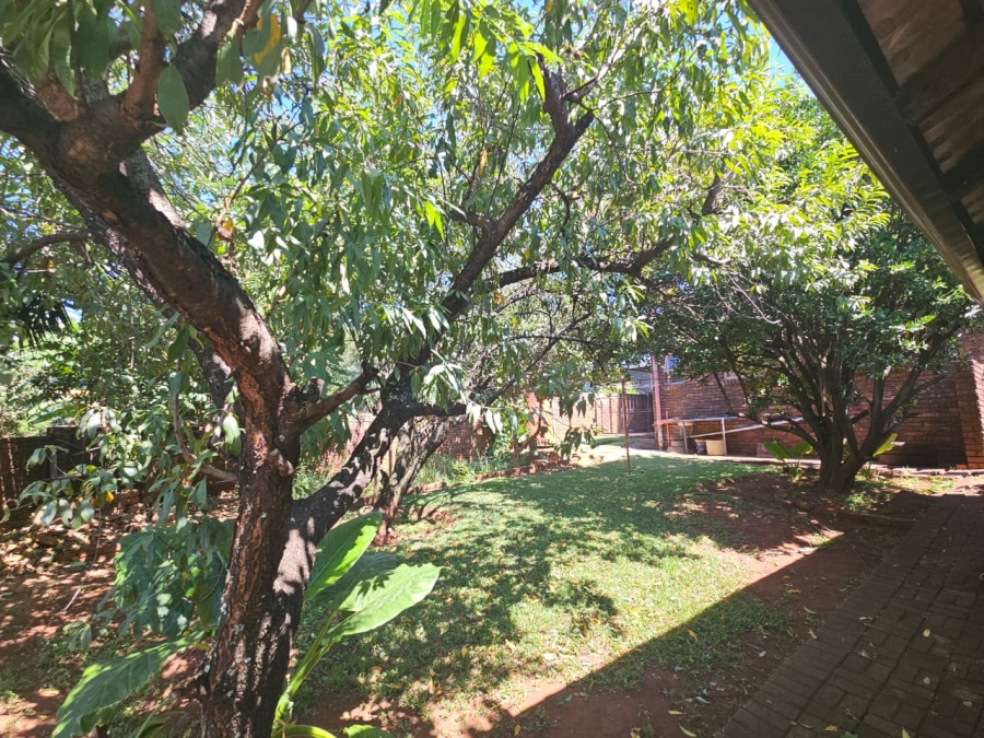 4 Bedroom Property for Sale in Sunnyridge KwaZulu-Natal