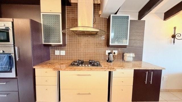 4 Bedroom Property for Sale in Uvongo KwaZulu-Natal