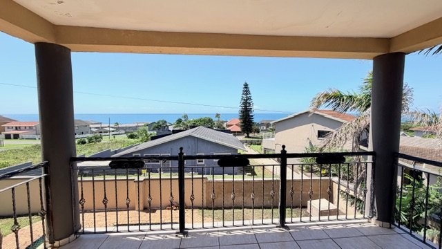 4 Bedroom Property for Sale in Uvongo KwaZulu-Natal