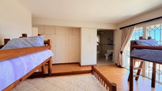 4 Bedroom Property for Sale in Uvongo KwaZulu-Natal