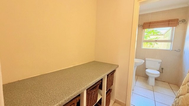 4 Bedroom Property for Sale in Uvongo KwaZulu-Natal