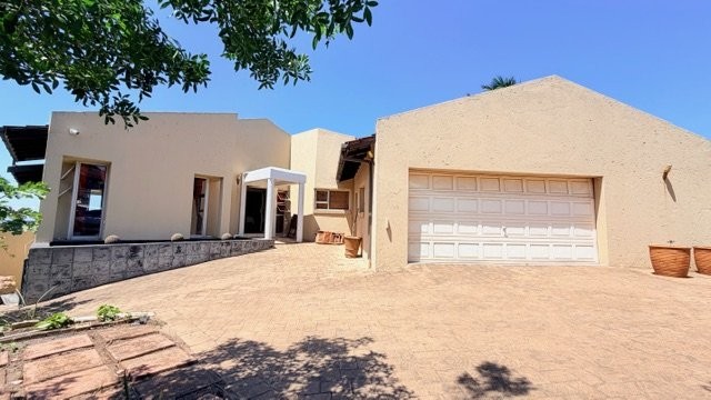 4 Bedroom Property for Sale in Uvongo KwaZulu-Natal