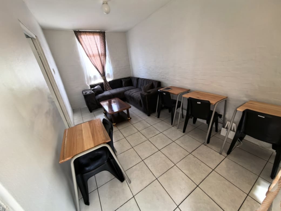 To Let 1 Bedroom Property for Rent in Umbilo KwaZulu-Natal