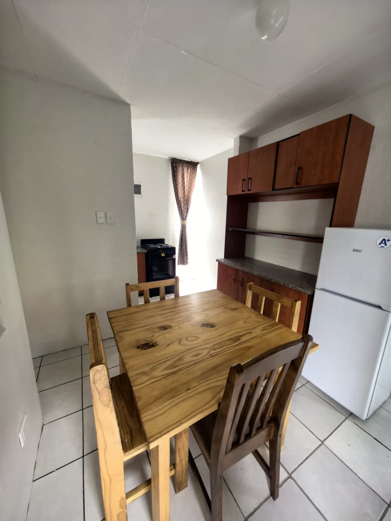 To Let 1 Bedroom Property for Rent in Umbilo KwaZulu-Natal