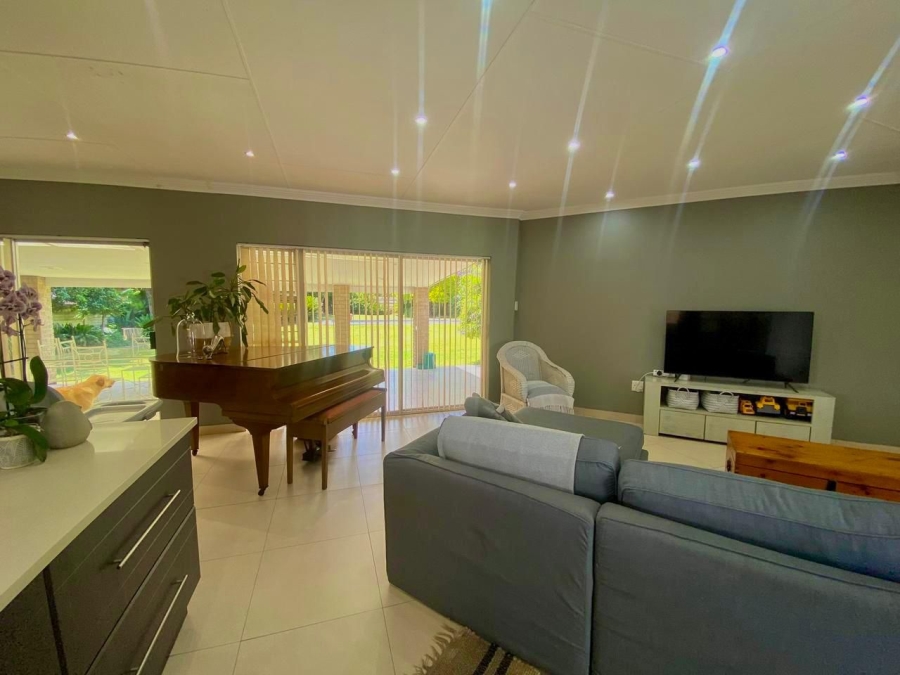 4 Bedroom Property for Sale in Aviary Hill KwaZulu-Natal