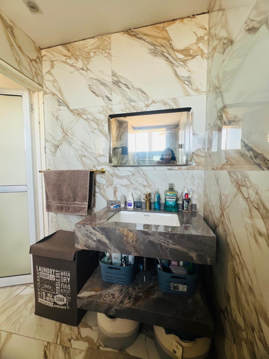 2 Bedroom Property for Sale in South Beach KwaZulu-Natal