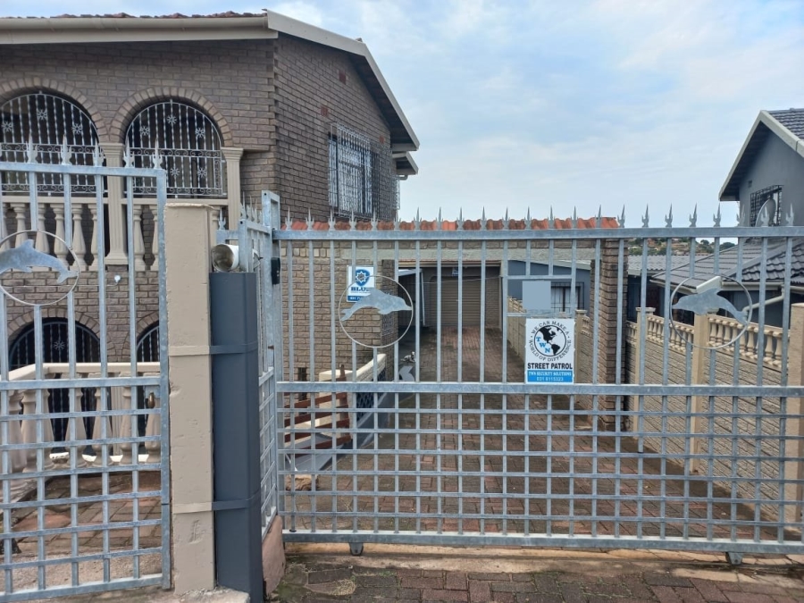 4 Bedroom Property for Sale in Havenside KwaZulu-Natal