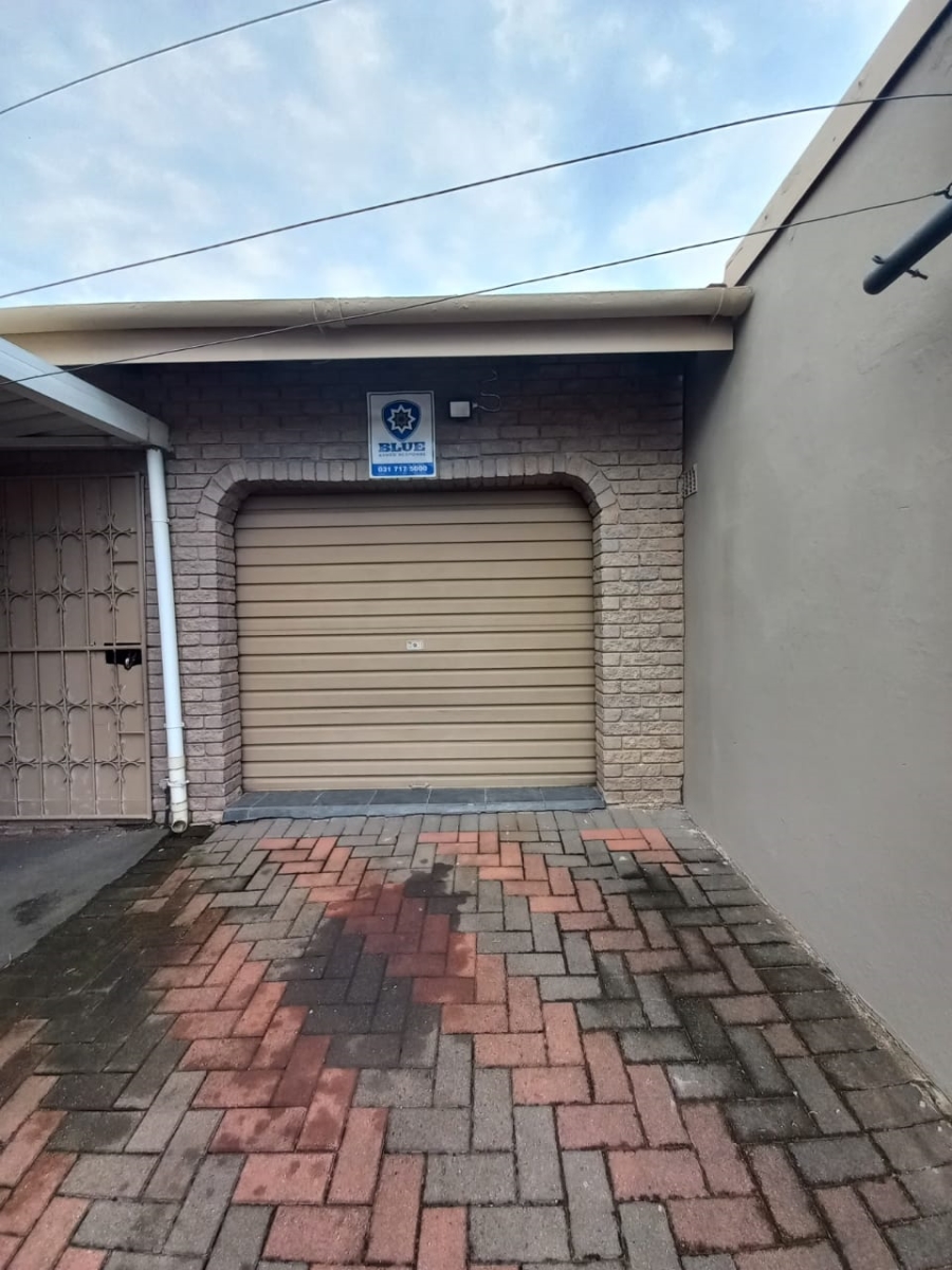 4 Bedroom Property for Sale in Havenside KwaZulu-Natal