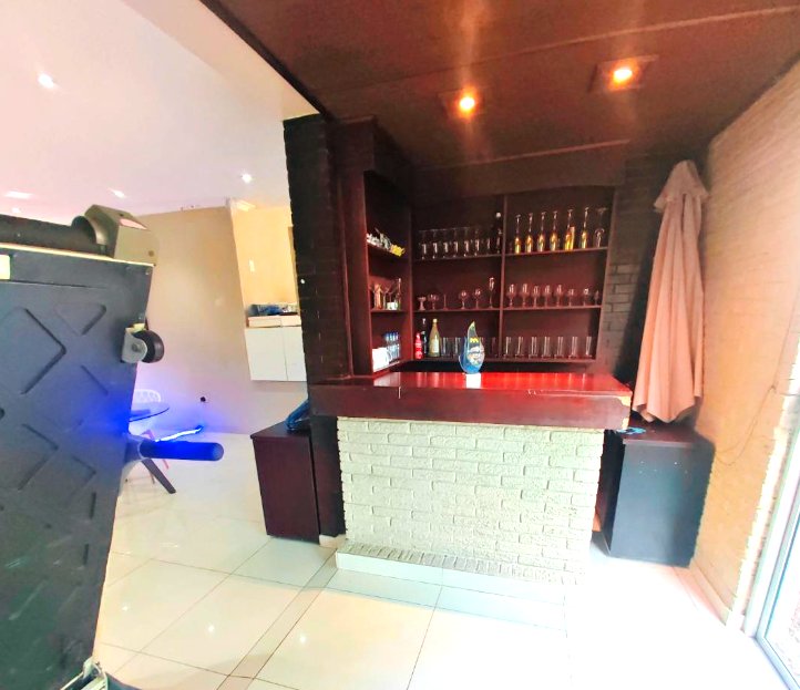 To Let 4 Bedroom Property for Rent in Berea West KwaZulu-Natal