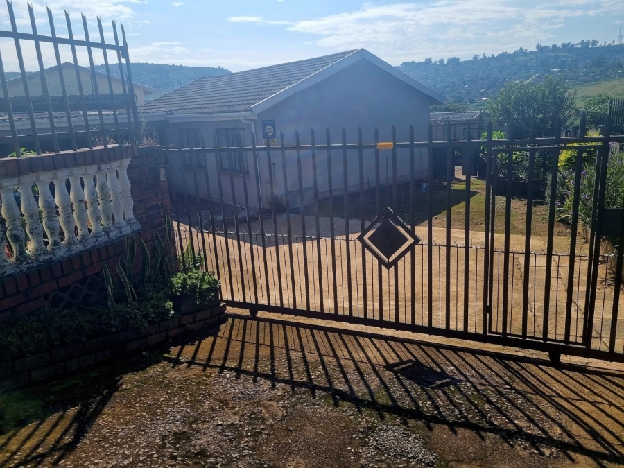 3 Bedroom Property for Sale in Copesville KwaZulu-Natal