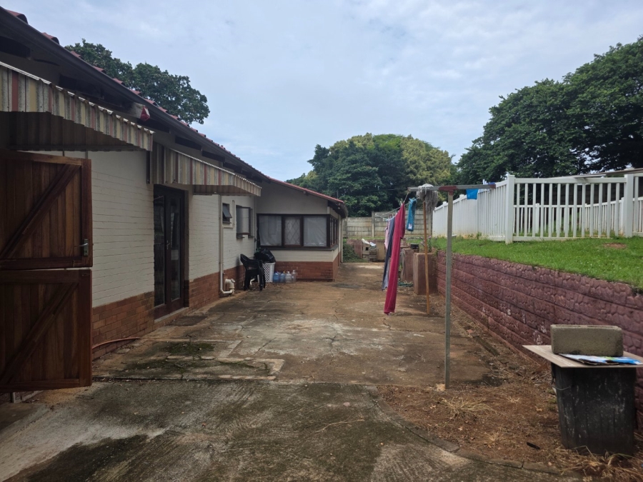 3 Bedroom Property for Sale in Sea Park KwaZulu-Natal