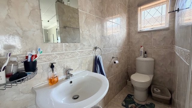 4 Bedroom Property for Sale in Ramsgate KwaZulu-Natal
