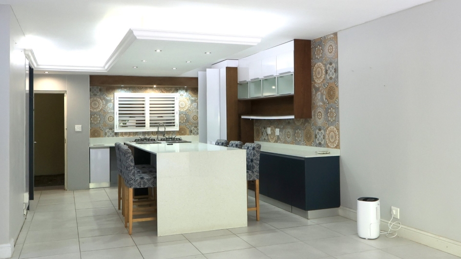 3 Bedroom Property for Sale in Willard Beach KwaZulu-Natal