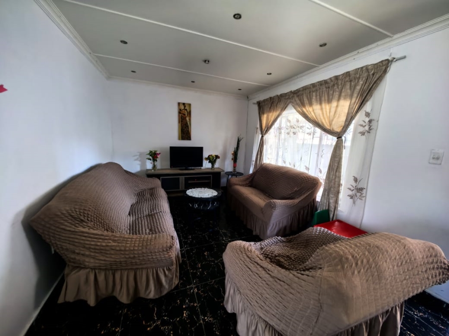 4 Bedroom Property for Sale in Chatsworth Central KwaZulu-Natal