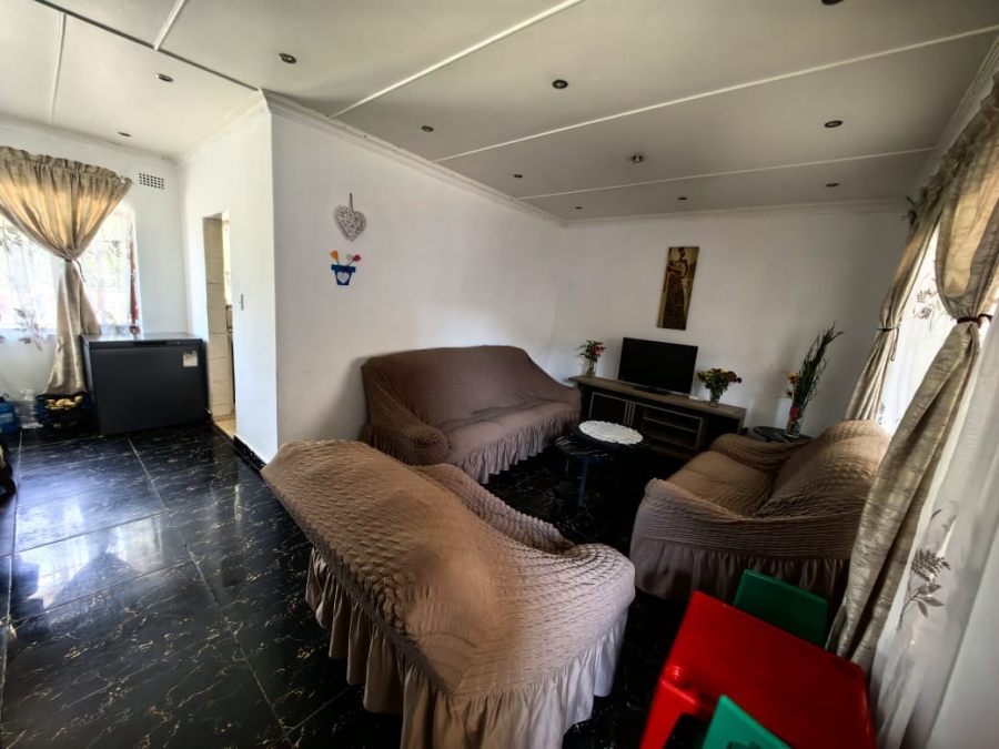 4 Bedroom Property for Sale in Chatsworth Central KwaZulu-Natal