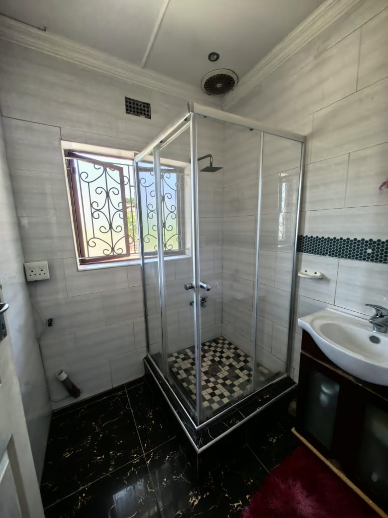 4 Bedroom Property for Sale in Chatsworth Central KwaZulu-Natal