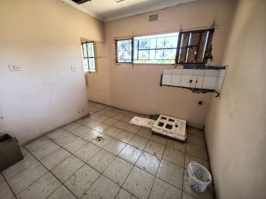 4 Bedroom Property for Sale in Chatsworth Central KwaZulu-Natal