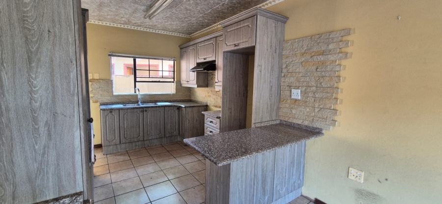 3 Bedroom Property for Sale in Pioneer Park KwaZulu-Natal