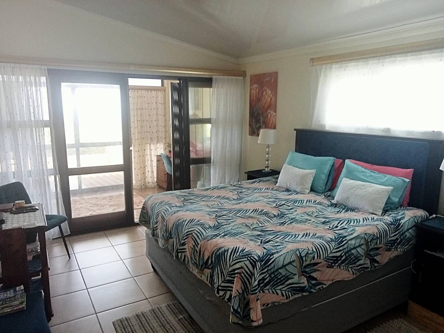 3 Bedroom Property for Sale in Uvongo KwaZulu-Natal