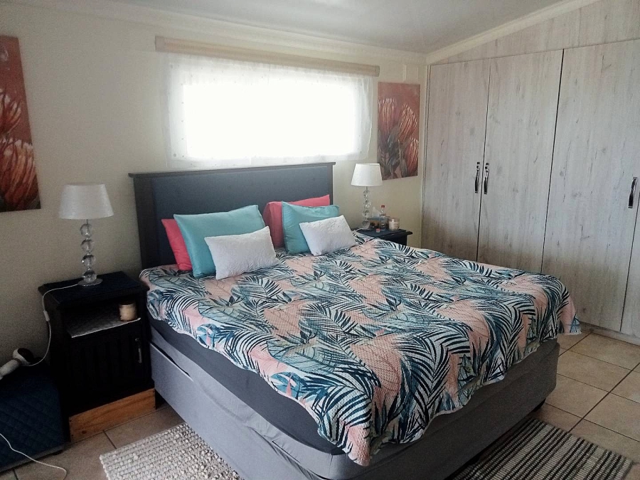 3 Bedroom Property for Sale in Uvongo KwaZulu-Natal