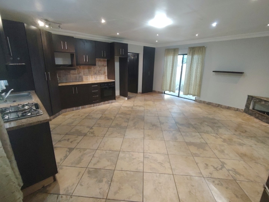 To Let 1 Bedroom Property for Rent in Uvongo KwaZulu-Natal