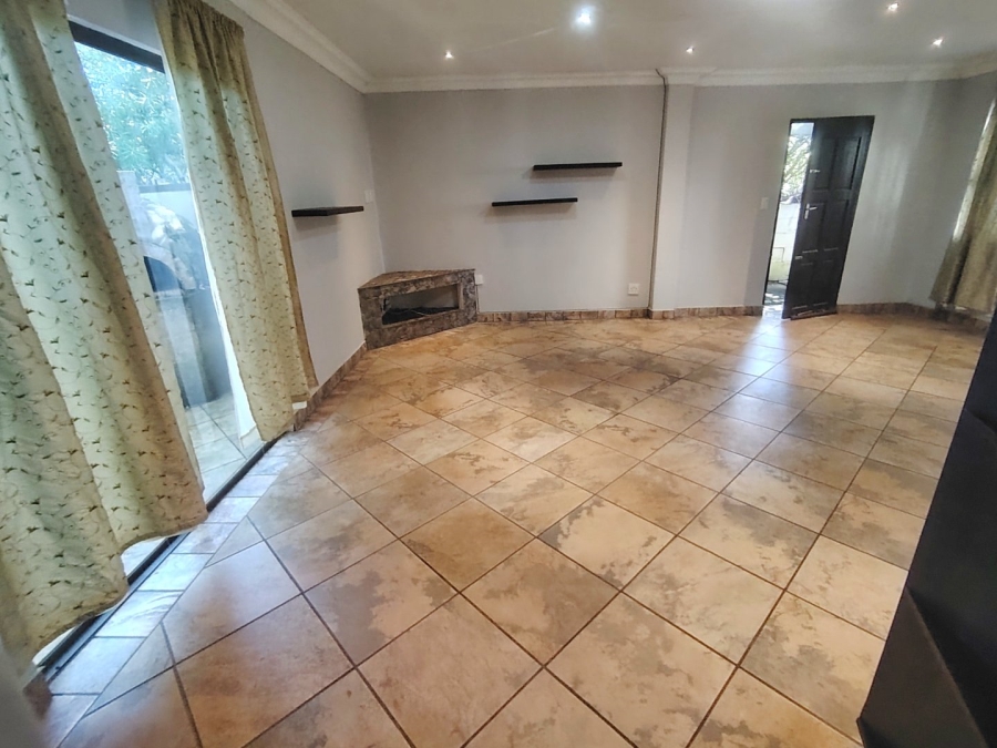 To Let 1 Bedroom Property for Rent in Uvongo KwaZulu-Natal