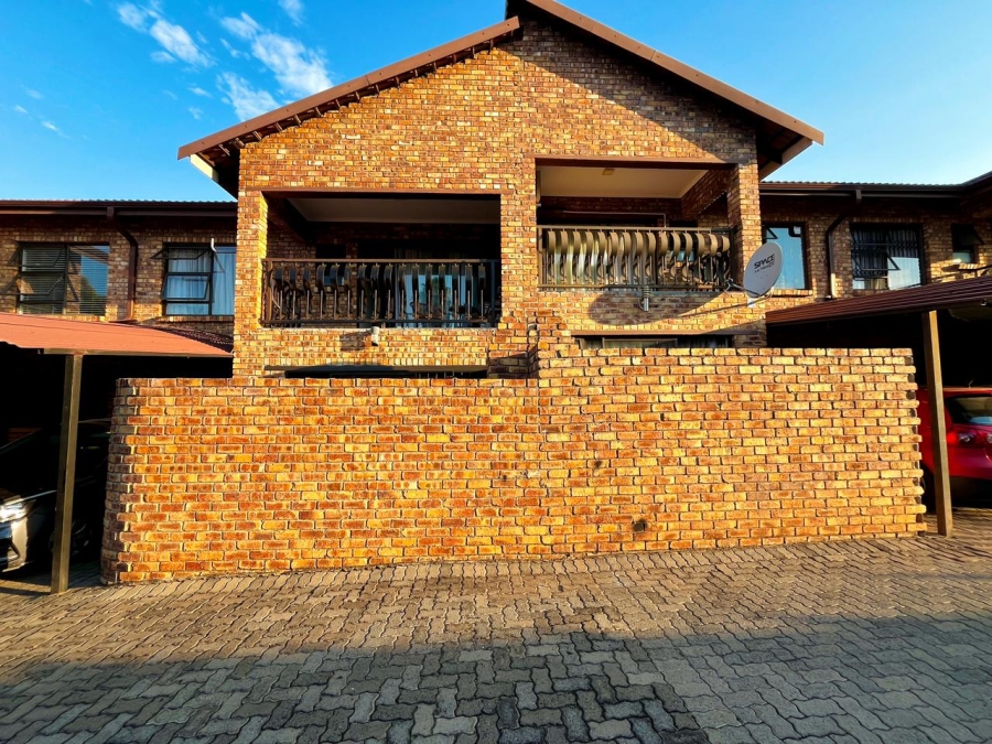 3 Bedroom Property for Sale in Huttenheights KwaZulu-Natal