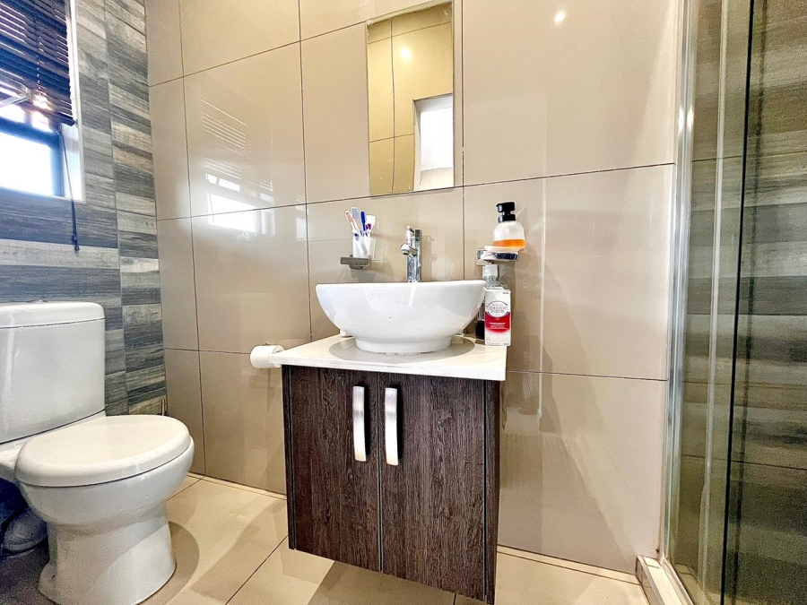 3 Bedroom Property for Sale in Huttenheights KwaZulu-Natal