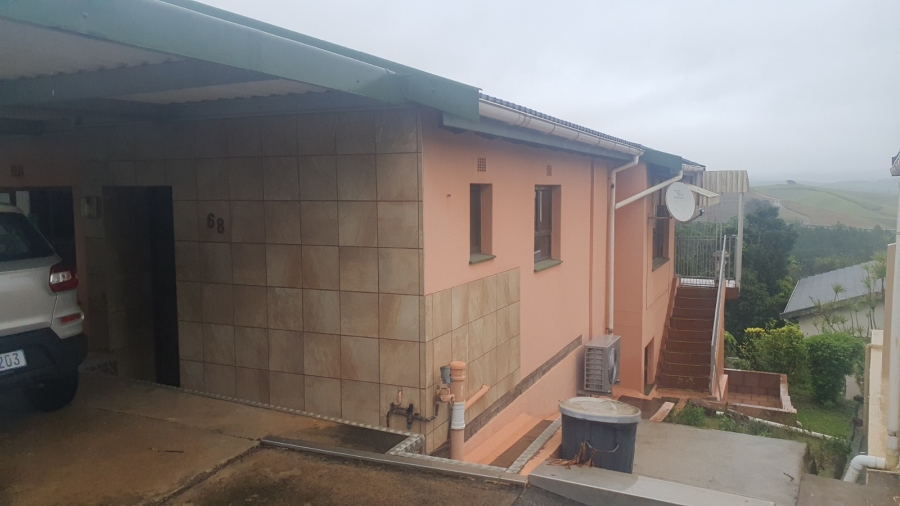 To Let 2 Bedroom Property for Rent in Hibberdene KwaZulu-Natal