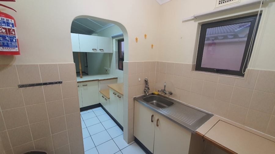 To Let 2 Bedroom Property for Rent in Hibberdene KwaZulu-Natal