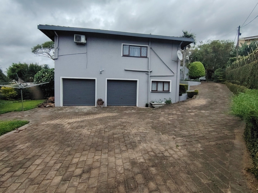 6 Bedroom Property for Sale in Margate KwaZulu-Natal