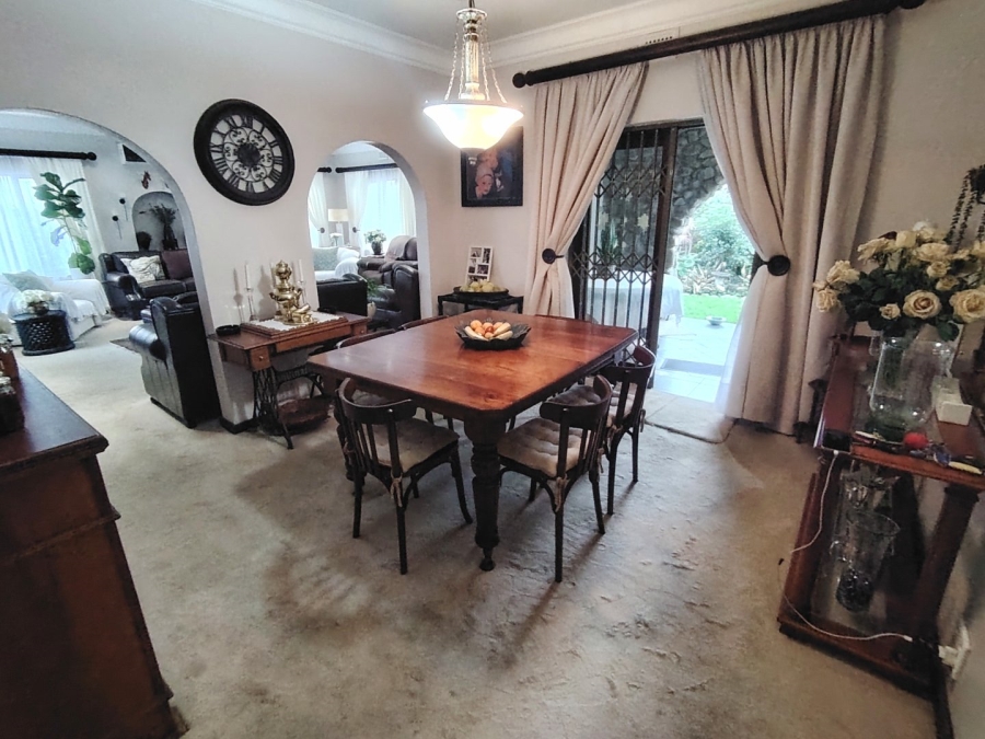 6 Bedroom Property for Sale in Margate KwaZulu-Natal