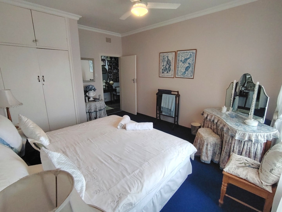 6 Bedroom Property for Sale in Margate KwaZulu-Natal