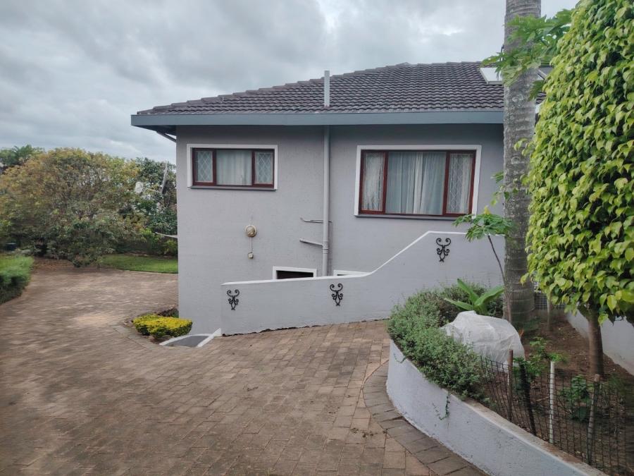 6 Bedroom Property for Sale in Margate KwaZulu-Natal
